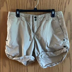 Cream/Tan GAP Cargo Shorts